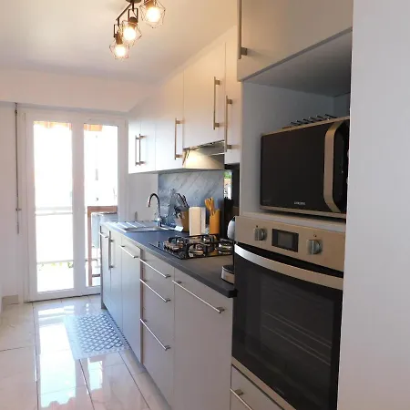 T2 Standing Vitoria Climatise Avec Parking, Proche Apartment Antibes