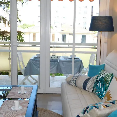 T2 Standing Vitoria Climatise Avec Parking, Proche Apartment *