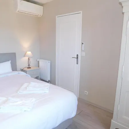 Apartment T2 Standing Vitoria Climatise Avec Parking, Proche